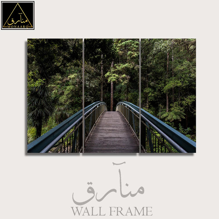 3 DIVIDED WALL FRAME